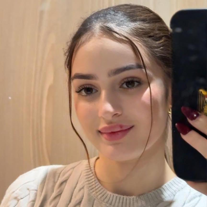 Chloe Lindsey Chloe Lindsey