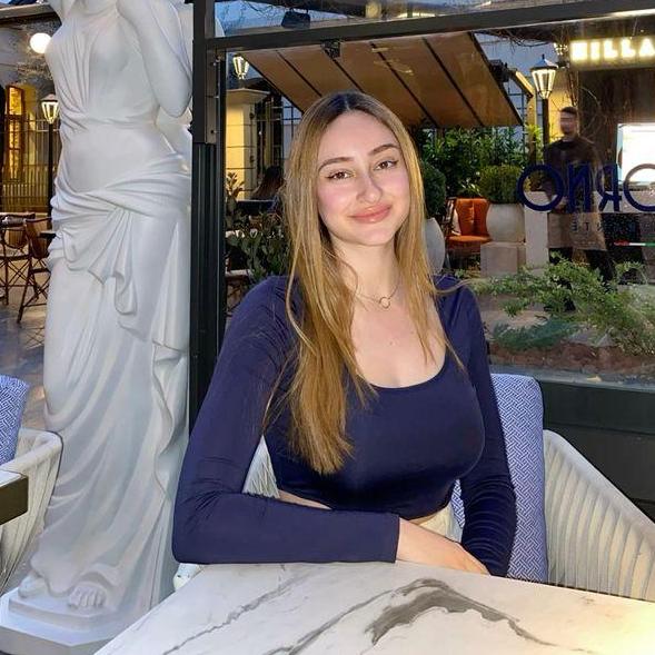 Lucia Hoffman