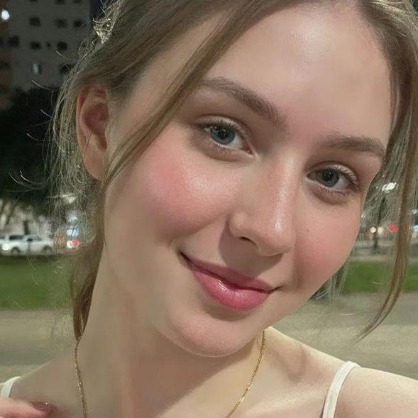 Arianna Thompson
