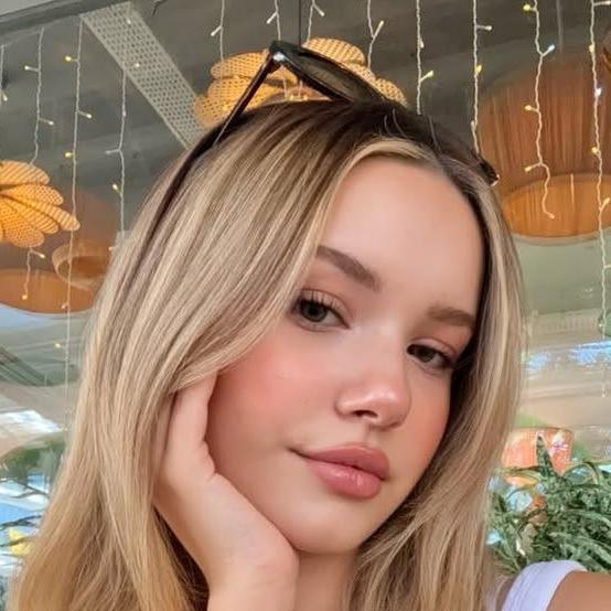 Genevieve  Hanson
