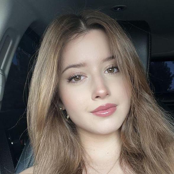Charlee   Larson