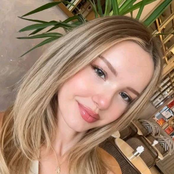 Leah Smith