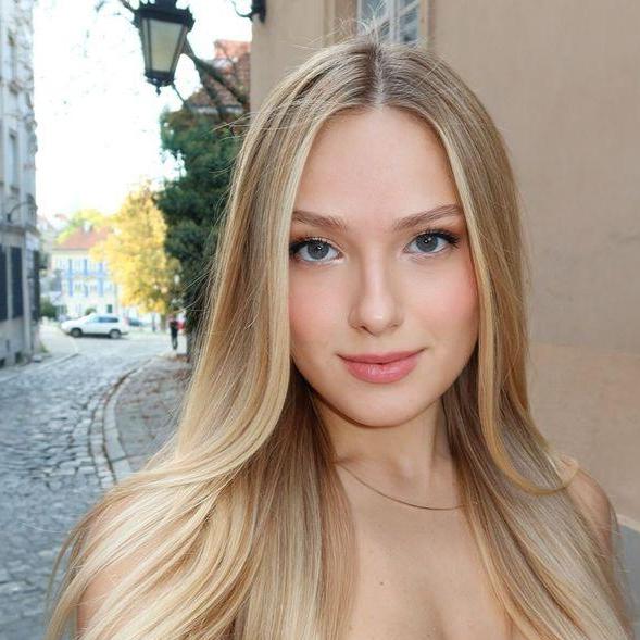 Freya   Holmes