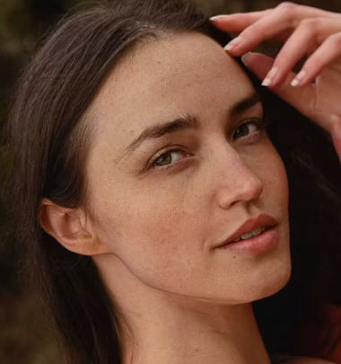 Bonnie  Aarons 